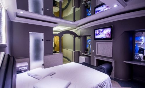 img-suite-luxo-tv-quo-motel