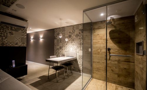 img-suite-hidro-quo-entrada-quo-motel-500x305 img-suite-hidro-quo-entrada-quo-motel-500x305