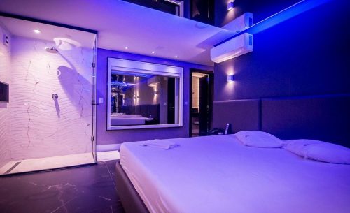 img-suite-swing-interativa-quo-ar-condicionado-quo-motel-500x305 img-suite-swing-interativa-quo-ar-condicionado-quo-motel-500x305